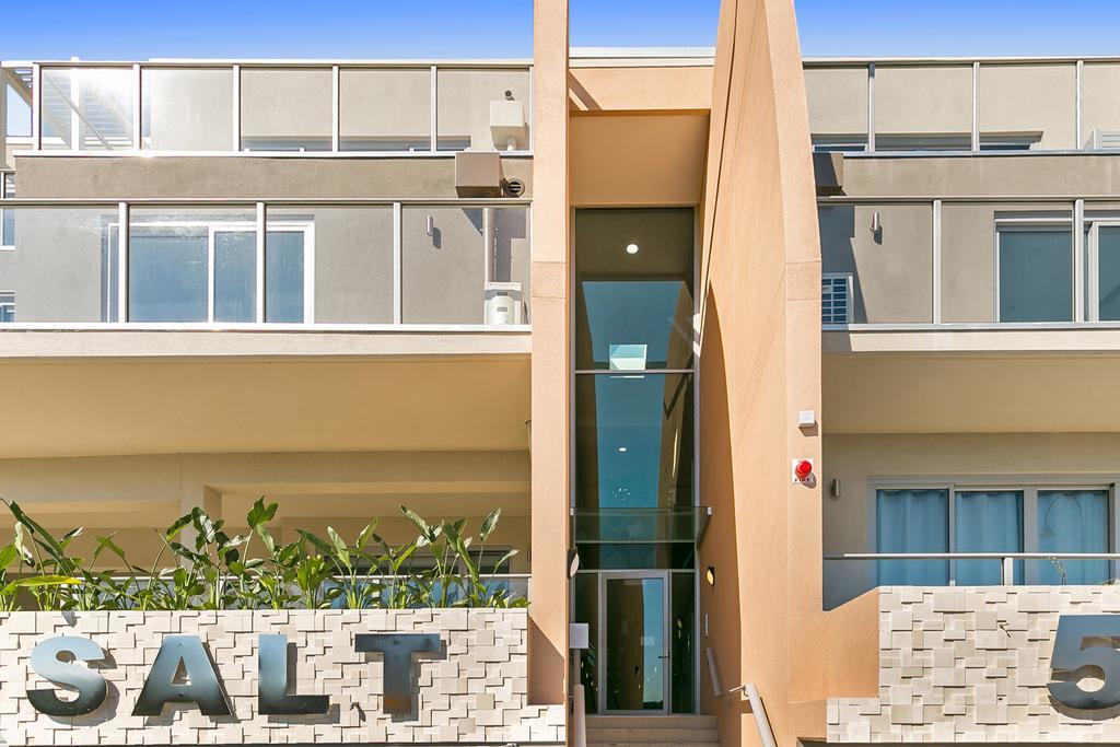 Salt 15 Luxury Apartment 소렌토 외부 사진